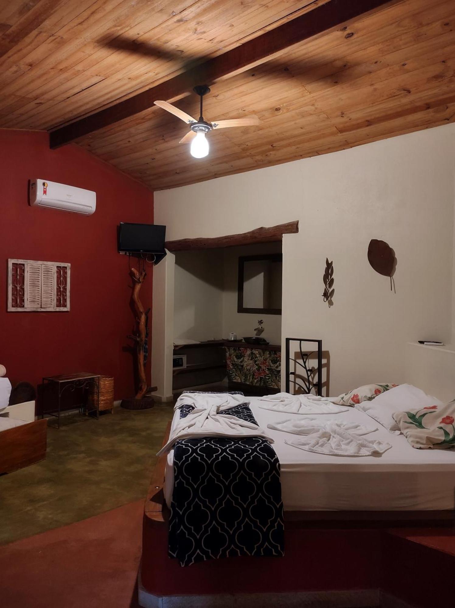 Salto Corumba Hotel Camping Clube Corumbá de Goiás Εξωτερικό φωτογραφία